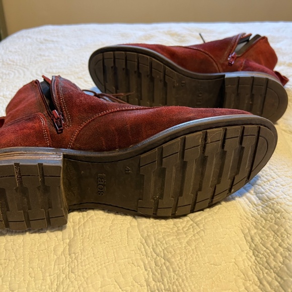 Taos red boot camp barely worn - Picture 5 of 6